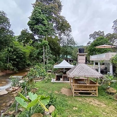 Dango1881Muslim Riverstay Padang Rengas Екстериор снимка